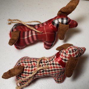 Daschund Christmas Tree Ornaments (Plaid) set of 2